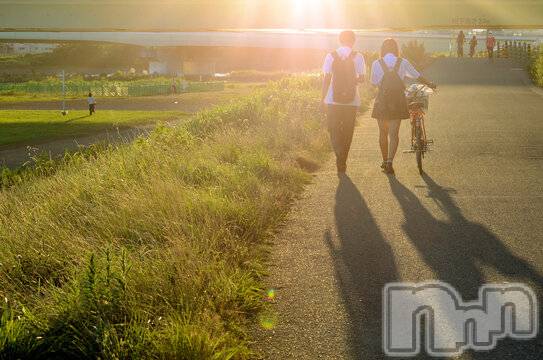 長岡デリヘル長岡人妻市(ナガオカヒトヅマイチ) ななみ★色褪せない『素人感』。(35)の11月14日写メブログ「🤫」
