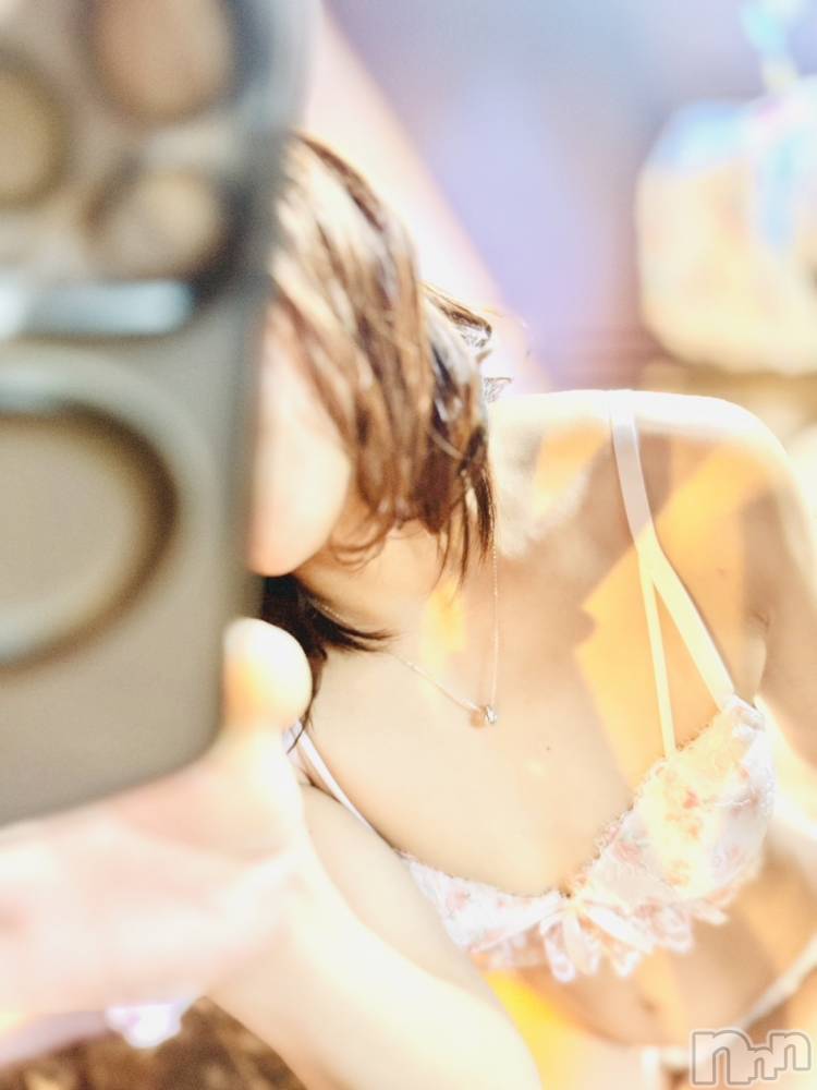 長岡デリヘル長岡人妻市(ナガオカヒトヅマイチ) ななみ★色褪せない『素人感』。(35)の1月3日写メブログ「こねこね」