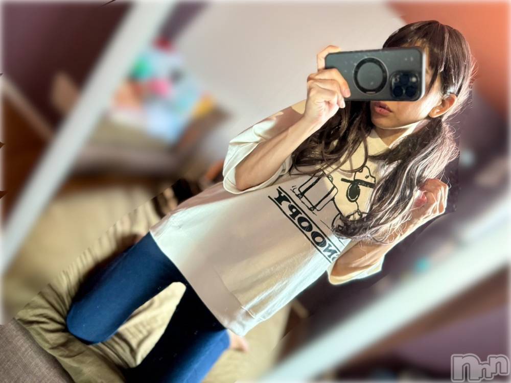 長岡デリヘル長岡人妻市(ナガオカヒトヅマイチ) ななみ★色褪せない『素人感』。(35)の4月2日写メブログ「🙄」