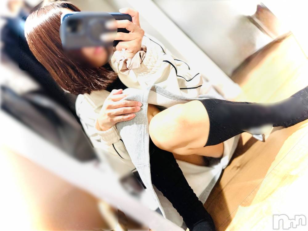 長岡デリヘル長岡人妻市(ナガオカヒトヅマイチ) ななみ★色褪せない『素人感』。(35)の4月4日写メブログ「先っぽ」