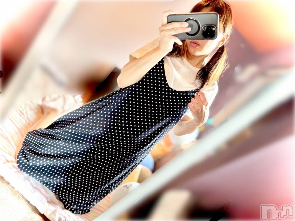 長岡デリヘル長岡人妻市(ナガオカヒトヅマイチ) ななみ★色褪せない『素人感』。(35)の4月22日写メブログ「ひえー💦」