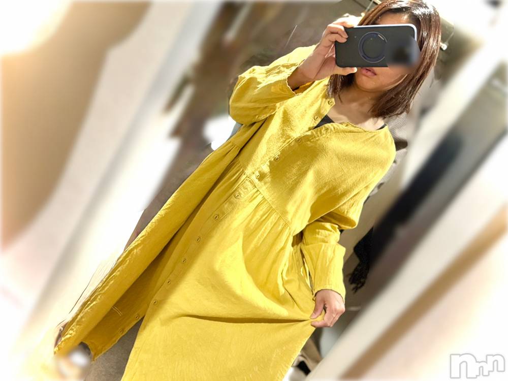 長岡デリヘル長岡人妻市(ナガオカヒトヅマイチ) ななみ★色褪せない『素人感』。(35)の6月22日写メブログ「盗み見」