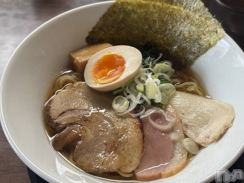 長岡デリヘル長岡人妻市(ナガオカヒトヅマイチ) ななみ★色褪せない『素人感』。(35)の9月7日写メブログ「どこのお店でしょう🤫」