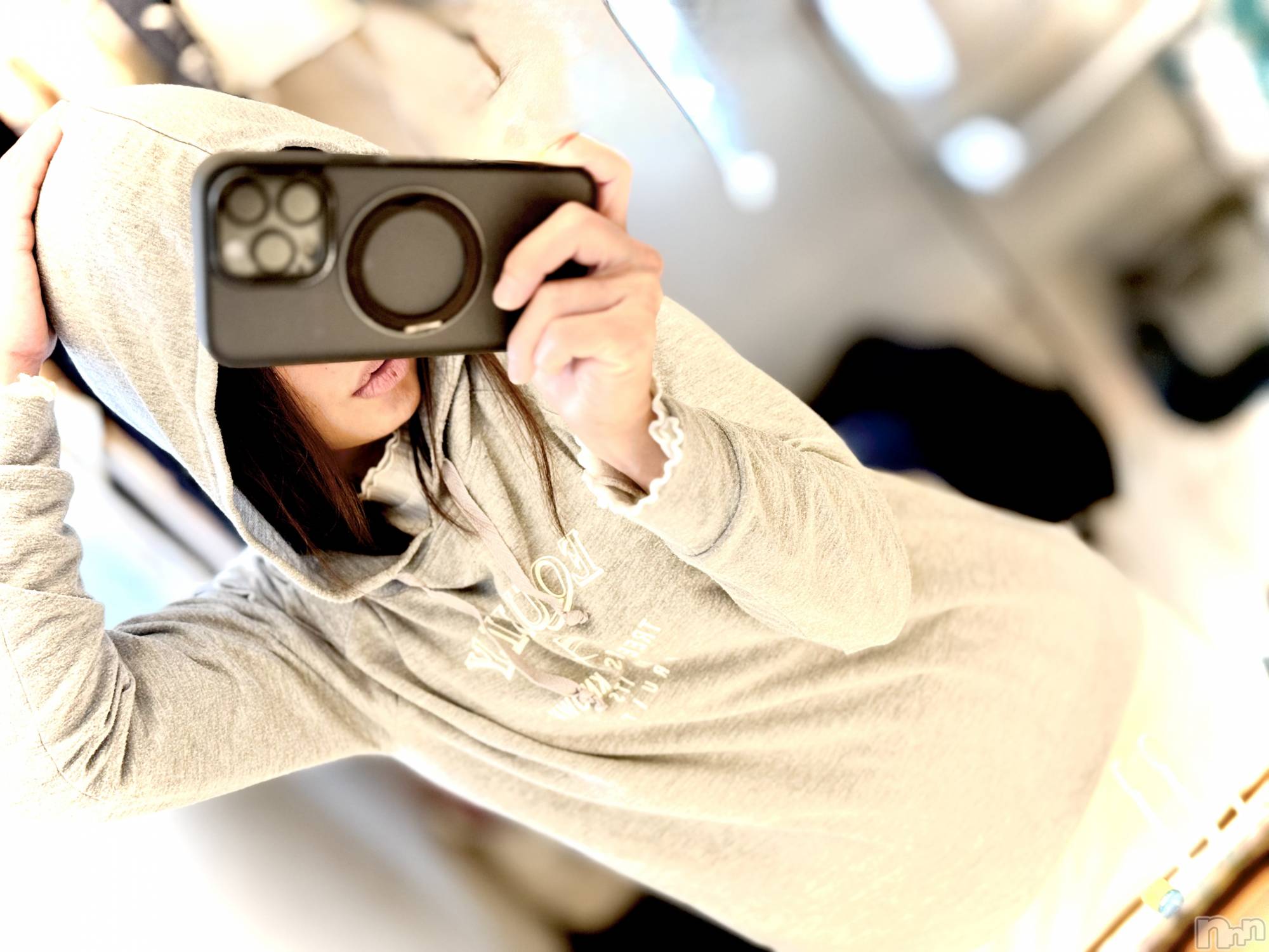 長岡デリヘル長岡人妻市(ナガオカヒトヅマイチ)ななみ★色褪せない『素人感』。(35)の2024年12月24日写メブログ「午後から」