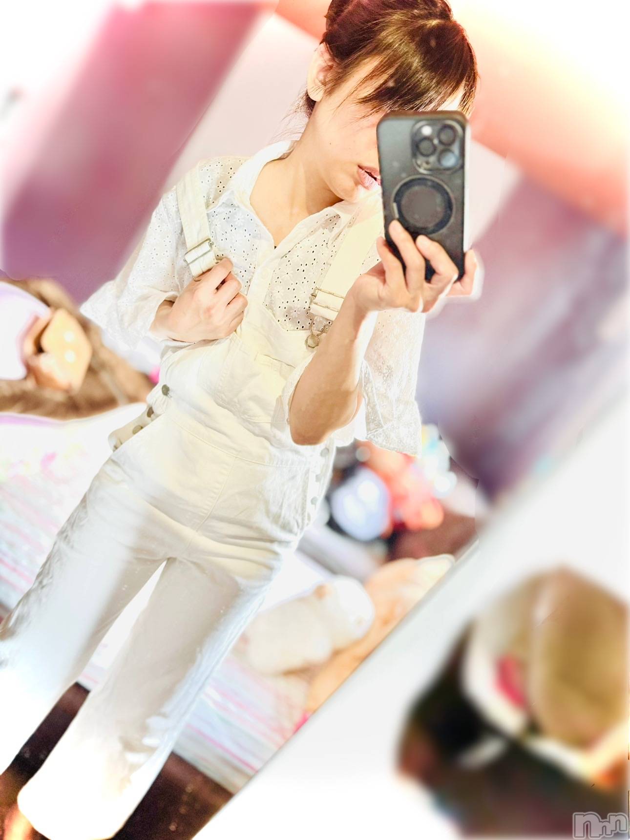 長岡デリヘル長岡人妻市(ナガオカヒトヅマイチ)ななみ★色褪せない『素人感』。(35)の2025年4月25日写メブログ「今日は２１時からの出勤です🧡」