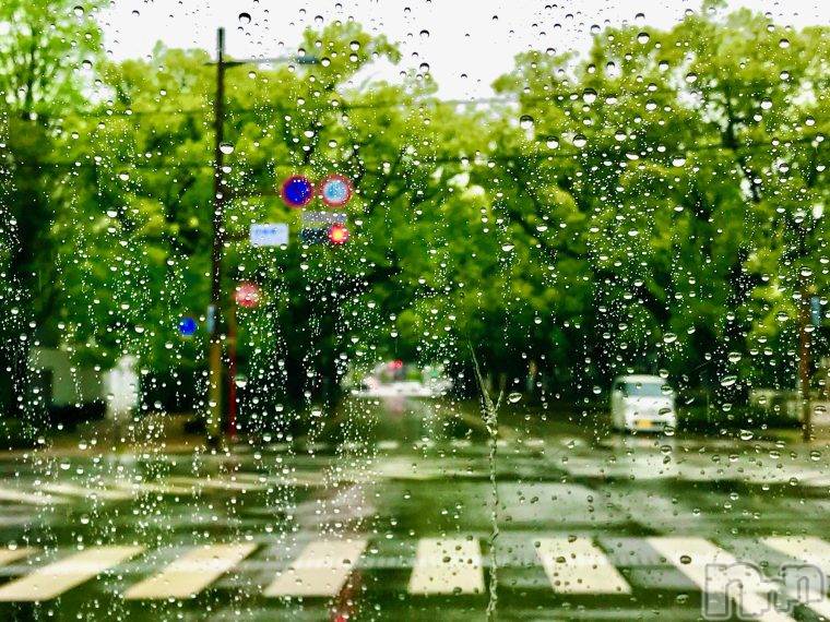 長岡デリヘル長岡人妻市(ナガオカヒトヅマイチ)ななみ★色褪せない『素人感』。(35)の2025年6月3日写メブログ「待機中に」