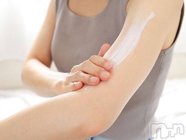 長岡デリヘル長岡人妻市(ナガオカヒトヅマイチ)ななみ★色褪せない『素人感』。(35)の2025年12月14日写メブログ「ぬりこむ」