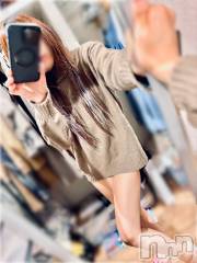 長岡デリヘル長岡人妻市(ナガオカヒトヅマイチ) ななみ★色褪せない『素人感』。(35)の2月24日写メブログ「似たもの」