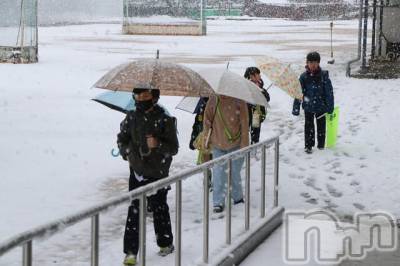 長岡デリヘル 長岡人妻市(ナガオカヒトヅマイチ) ななみ★色褪せない『素人感』。(35)の3月3日写メブログ「また雪☃️⁉️」
