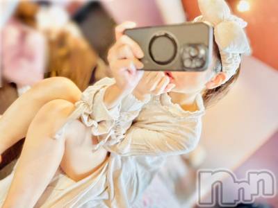 長岡デリヘル 長岡人妻市(ナガオカヒトヅマイチ) ななみ★色褪せない『素人感』。(35)の10月21日写メブログ「ポチッと」