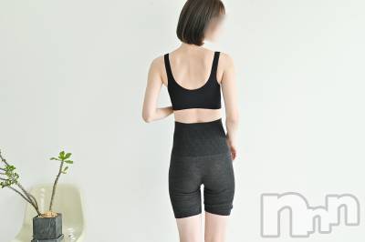 長岡デリヘル 長岡人妻市(ナガオカヒトヅマイチ) ななみ★色褪せない『素人感』。(35)の2月17日写メブログ「雪のけ？雪かき？雪掘り？」