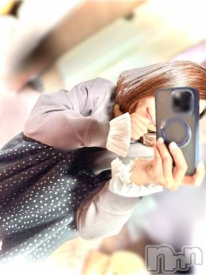 長岡デリヘル 長岡人妻市(ナガオカヒトヅマイチ) ななみ★色褪せない『素人感』。(35)の4月21日写メブログ「雨宿り☔️」