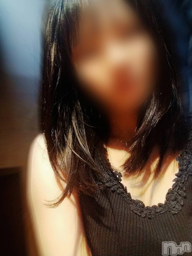 新潟人妻デリヘル人妻楼　新潟店(ヒトヅマロウ　ニイガタテン) 美園(32)の4月25日写メブログ「我慢」