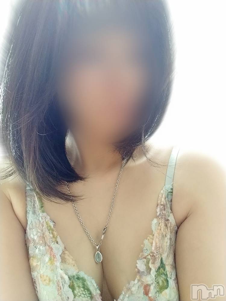 新潟デリヘル人妻楼　新潟店(ヒトヅマロウ　ニイガタテン) 美園(33)の8月17日写メブログ「どんなこと？」
