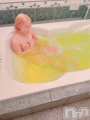 三条デリヘル コスプレ専門店　BLUE MOON(ブルームーン) 全力美少女☆かりん(18)の6月6日写メブログ「出勤だよォ♡」