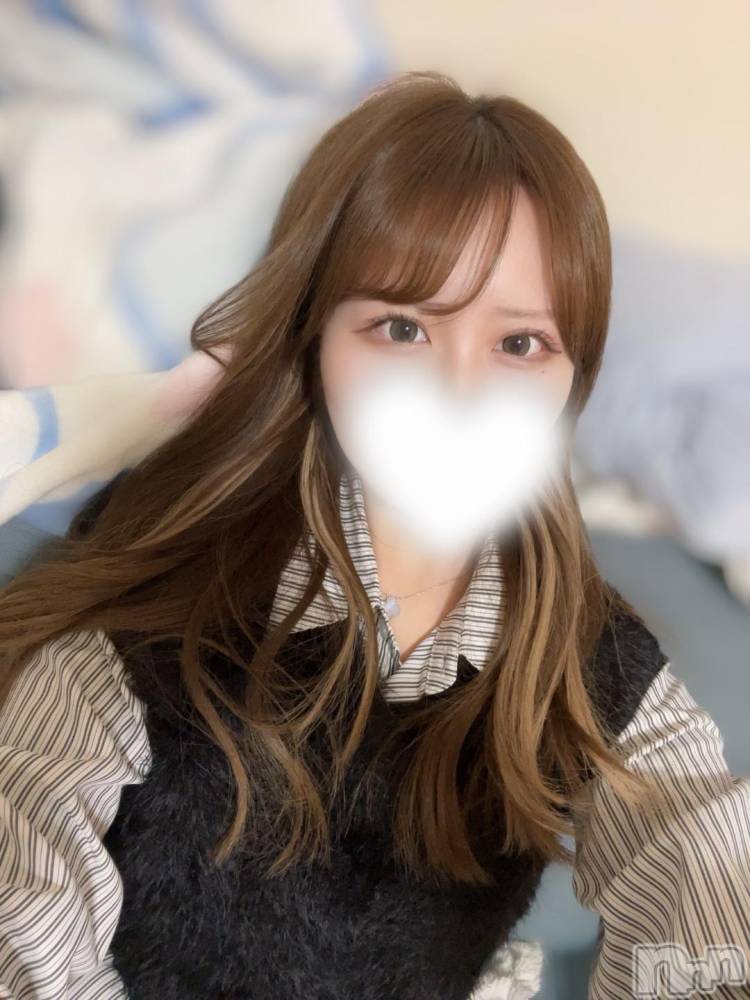 長岡デリヘルROOKIE(ルーキー) みゆか☆プラチナ(20)の11月4日写メブログ「出勤🩷」