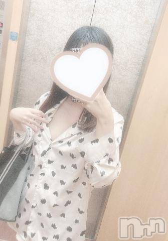 新潟手コキsleepy girl(スリーピーガール)いぶちゃん(18)の2024年7月4日写メブログ「こんばんは🌃」