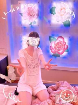 新潟手コキ sleepy girl(スリーピーガール) いぶちゃん(18)の5月4日写メブログ「🌹」