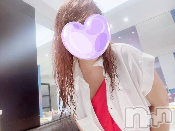新潟人妻デリヘル熟女の風俗 最終章(ジュクジョノフウゾクサイシュウショウ) りょう(49)の4月18日写メブログ「本日18時から春の余韻とぬくもりを」