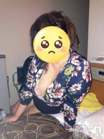 新潟人妻デリヘル熟女の風俗 最終章(ジュクジョノフウゾクサイシュウショウ)りょう(49)の2023年10月18日写メブログ「Y ぴー💌ありがと～」