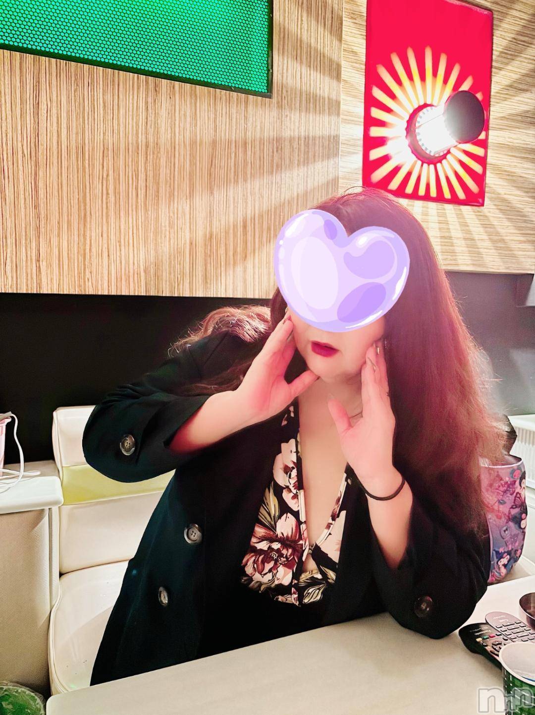 新潟人妻デリヘル熟女の風俗 最終章(ジュクジョノフウゾクサイシュウショウ)りょう(49)の2024年12月5日写メブログ「昨日のカサブランカのお兄さん」