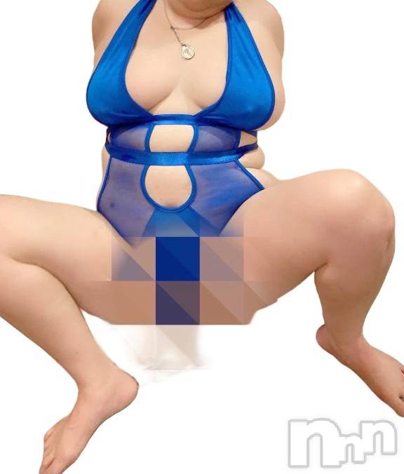 新潟人妻デリヘル熟女の風俗 最終章(ジュクジョノフウゾクサイシュウショウ)りょう(49)の2025年9月1日写メブログ「🍷９月開幕😑豊満に酔いしれて」