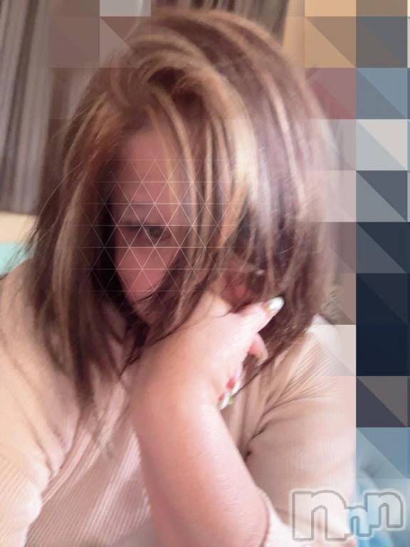 新潟デリヘル熟女の風俗 最終章(ジュクジョノフウゾクサイシュウショウ)りょう(50)の2026年4月9日写メブログ「朝の無防備、そっと覗いて…」