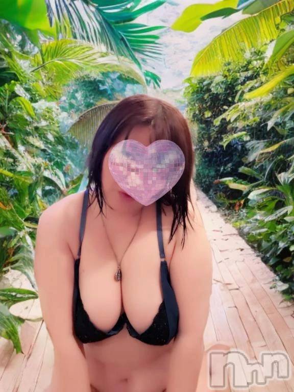 新潟デリヘル熟女の風俗 最終章(ジュクジョノフウゾクサイシュウショウ)りょう(50)の2026年4月28日写メブログ「豊満熟女Ryoネェ♡本日10時から23時までいるよ💕」