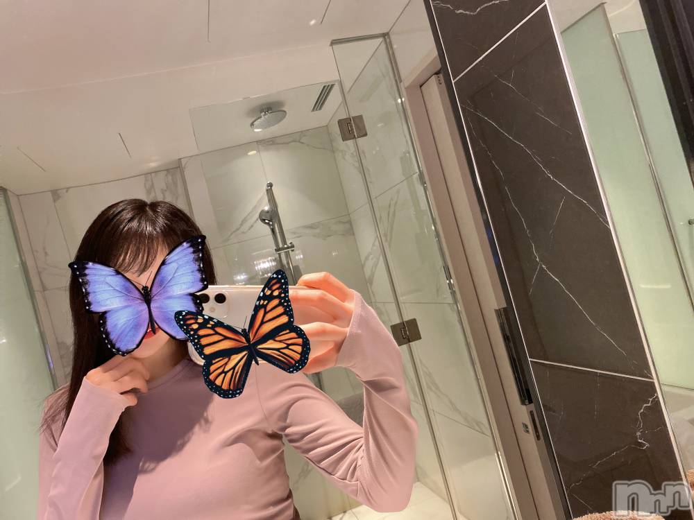 新潟デリヘルNICE-ナイス-(ナイス) えれな　美脚美乳美尻モデル系(25)の10月19日写メブログ「一人旅」