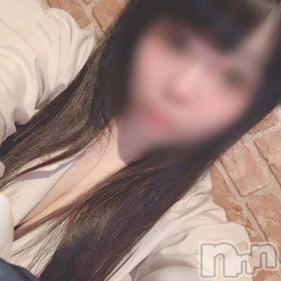 なお(体験入店)(23) 身長146cm、スリーサイズB93(F).W64.H88。長岡デリヘル ばななフレンド(バナナフレンド)在籍。
