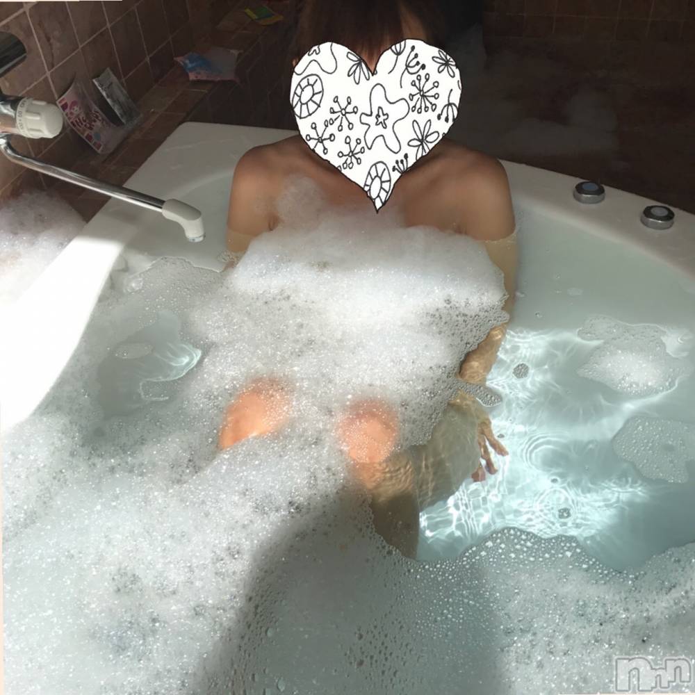 上田発デリヘル人妻華道 上田店(ヒトヅマハナミチウエダテン) 【熟女】なるみ(58)の1月21日写メブログ「ありがとうございます💕」