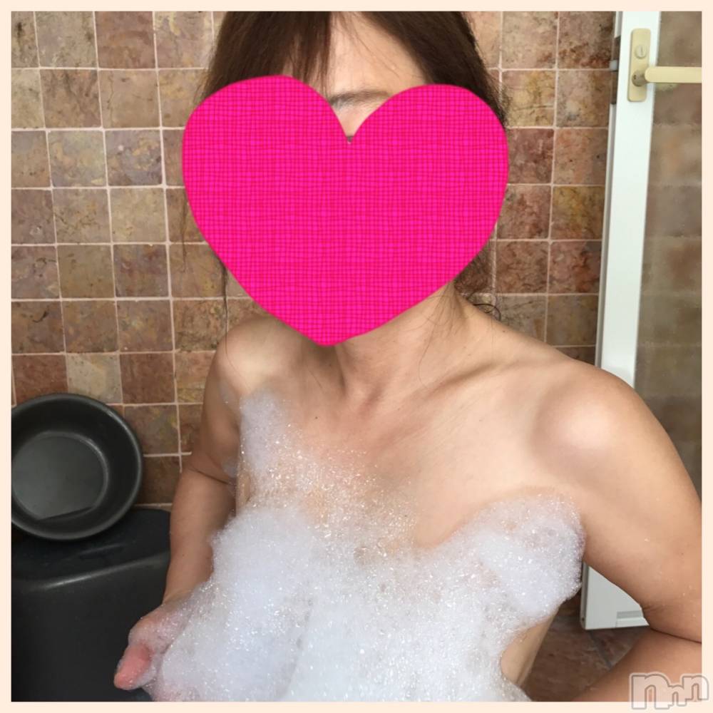 上田発デリヘル人妻華道 上田店(ヒトヅマハナミチウエダテン) 【熟女】なるみ(58)の1月21日写メブログ「出勤です💓」