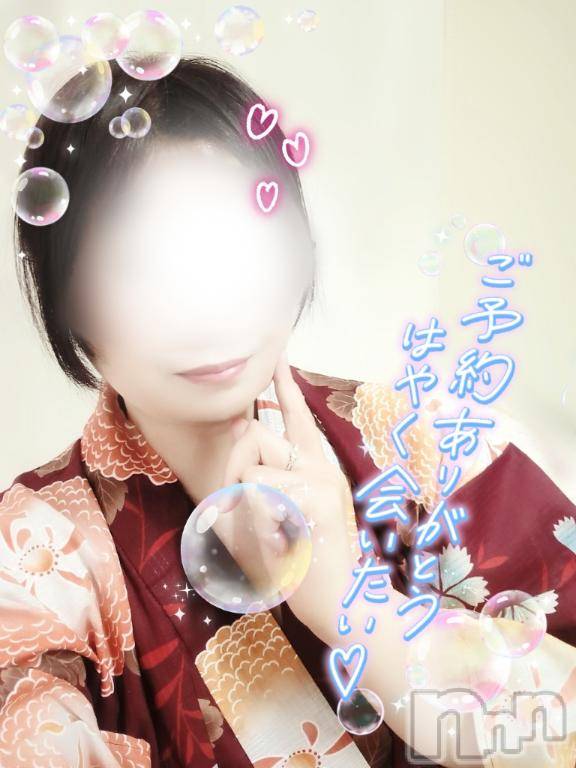 上田発デリヘル人妻華道 上田店(ヒトヅマハナミチウエダテン) 【熟女】こよみ(46)の8月4日写メブログ「最近ならシャーピンも」