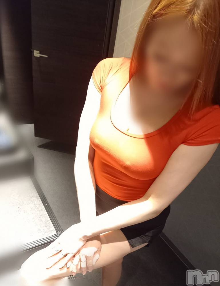 上越人妻デリヘルらぶ妻　～新潟の人妻が集う店～(ラブツマ) 早川れい★激エロ美魔女(39)の3月27日写メブログ「早川に身をゆだねてくだたい」