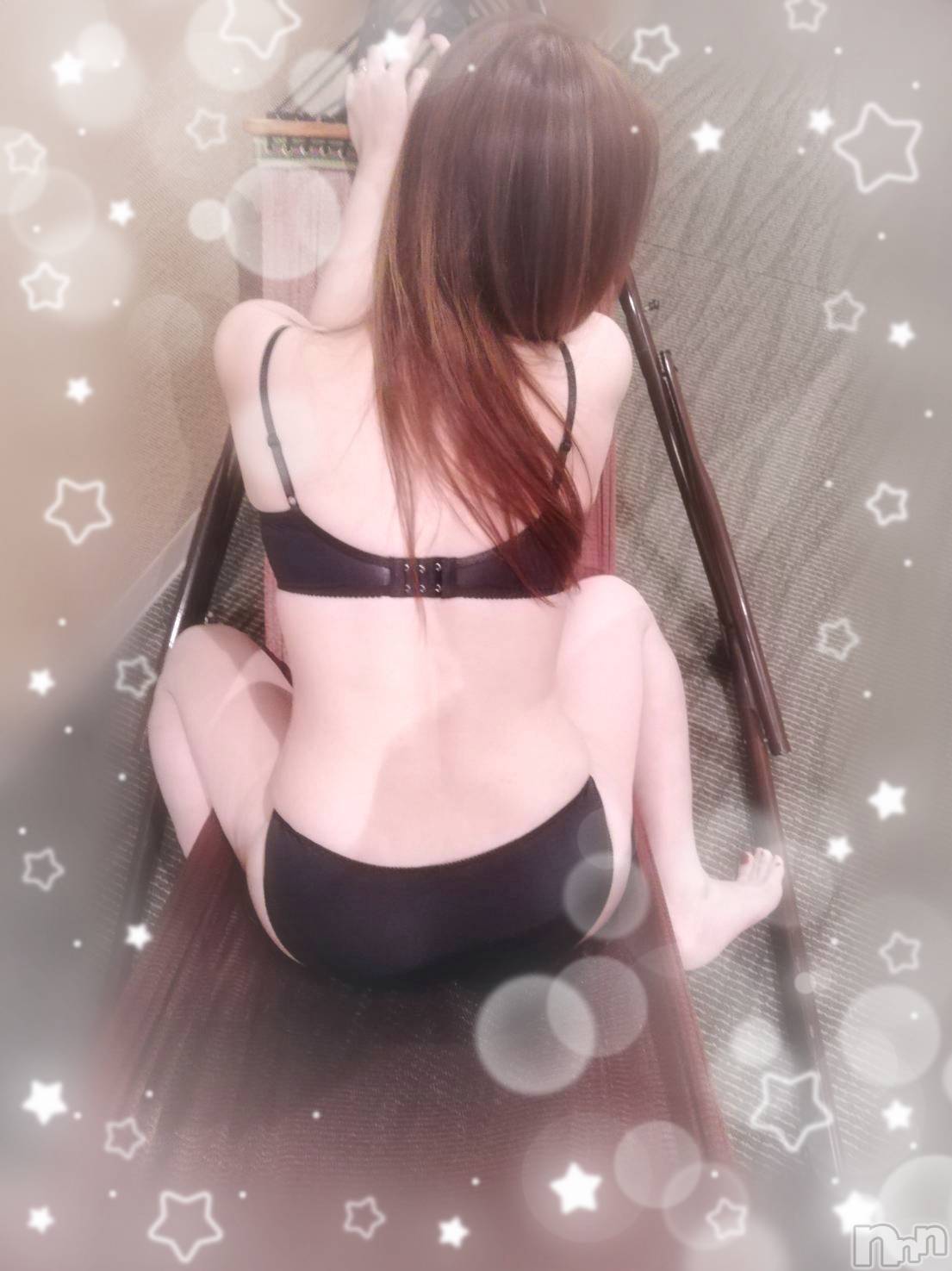 上越人妻デリヘルらぶ妻　～新潟の人妻が集う店～(ラブツマ)早川れい★激エロ美魔女(39)の2024年3月1日写メブログ「この指と～まれ☝☝」