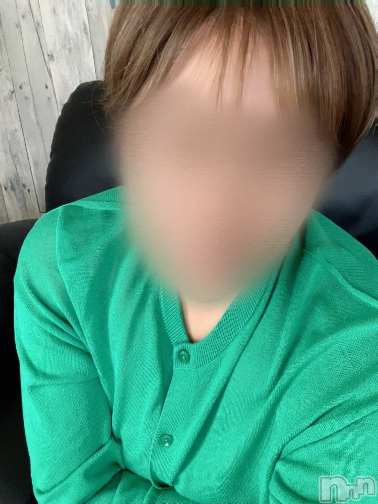 三条人妻デリヘル人妻じゅんちゃん-出稼ぎ0！地元の奥様専門-(ヒトヅマジュンチャン) 藤井ゆりな(39)の9月12日写メブログ「硬さよりしなやかさ」