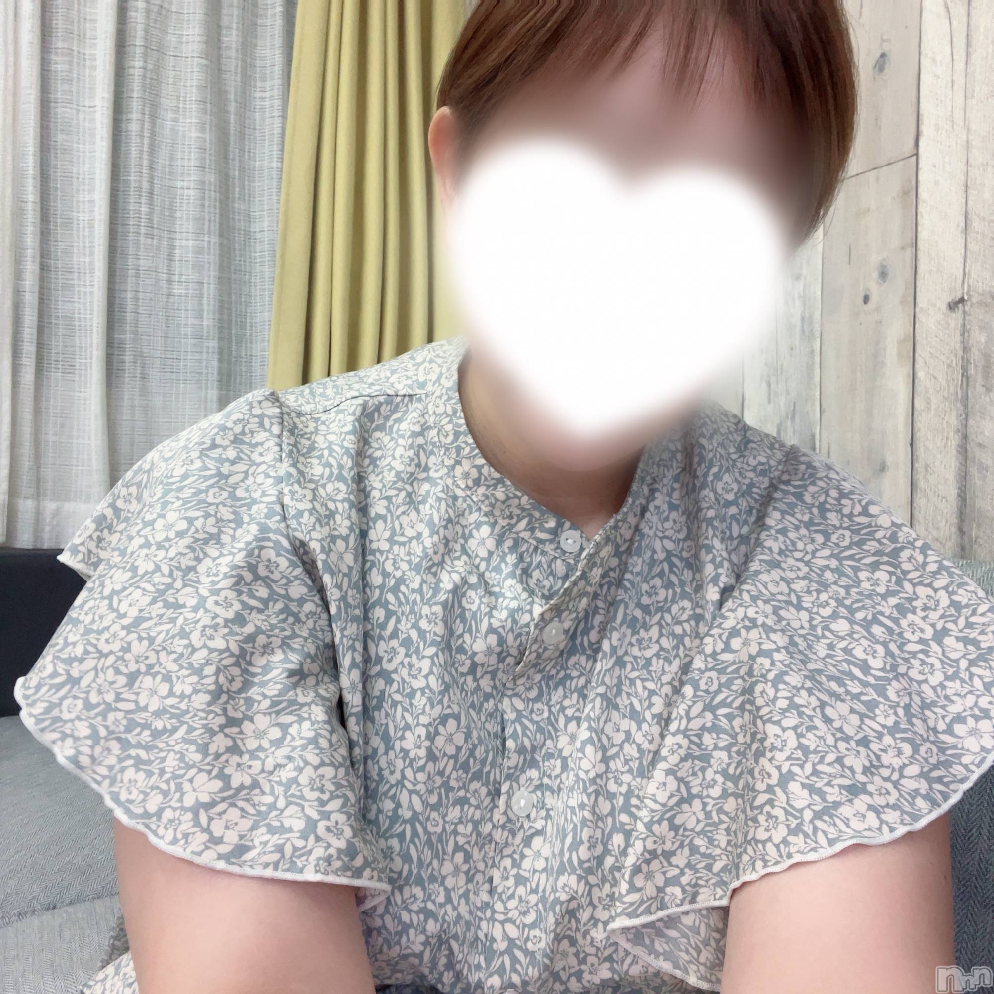 三条デリヘル人妻じゅんちゃん-出稼ぎ0！地元の奥様専門-(ヒトヅマジュンチャン)藤井ゆりな☆美乳淫乱妻(39)の2026年7月26日写メブログ「夏感じてきました✨」