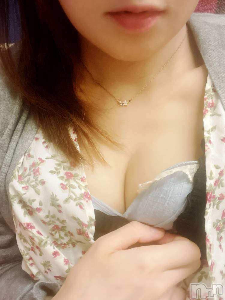 三条デリヘル人妻じゅんちゃん-出稼ぎ0！地元の奥様専門-(ヒトヅマジュンチャン) 流川かえで☆あどけない笑顔(36)の6月18日写メブログ「チラッと」