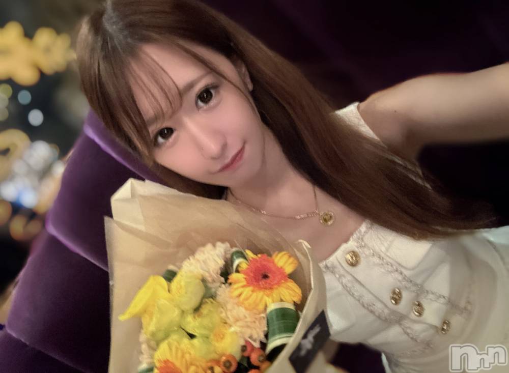 ƲХ顦THE LOUNGE (饦󥸥ե) 뤫929ֺ̥֥饹ȽжФǤ🌙*ߡ