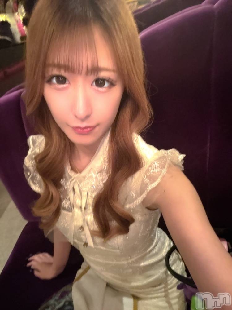 ƲХ顦THE LOUNGE (饦󥸥ե) 뤫218ֽ̥֥жФƤΤ