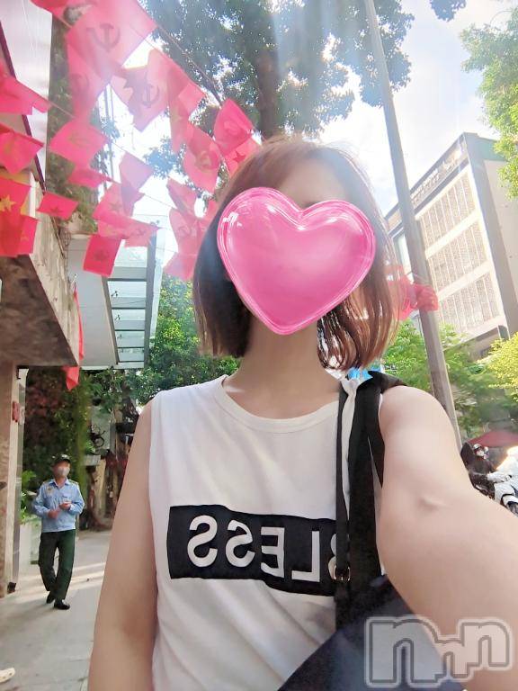 上田発デリヘル人妻華道 上田店(ヒトヅマハナミチウエダテン)【熟女】こなつ(40)の2025年11月3日写メブログ「国鉄ハノイ駅💜」