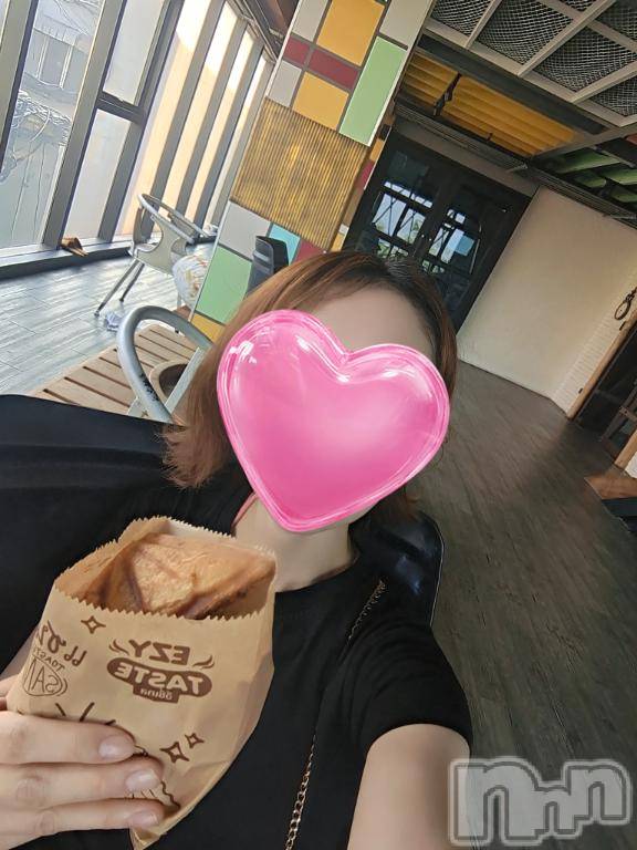 上田発デリヘル人妻華道 上田店(ヒトヅマハナミチウエダテン)【熟女】こなつ(40)の2026年4月22日写メブログ「タイのセブンイレブンでお気に入り」