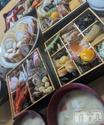 上田発人妻デリヘル 人妻華道 上田店(ヒトヅマハナミチウエダテン) 【熟女】こなつ(40)の1月1日写メブログ「英検に向けて勉強をしていたら」