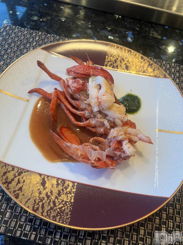 ƲХ顦THE LOUNGE (饦󥸥ե) ꤢ710̥֥繥ʪ🦞
