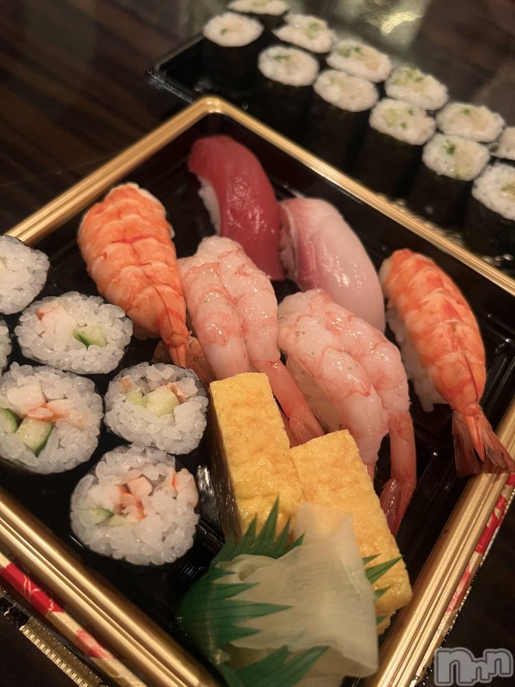 ƲХ顦THE LOUNGE (饦󥸥ե) ꤢ731̥֥繥ʪ