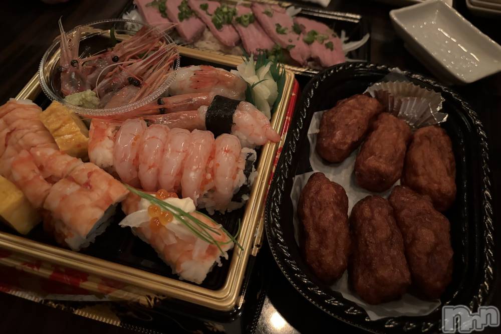 ƲХ顦THE LOUNGE (饦󥸥ե) ꤢ423̥֥🦐✨🥺