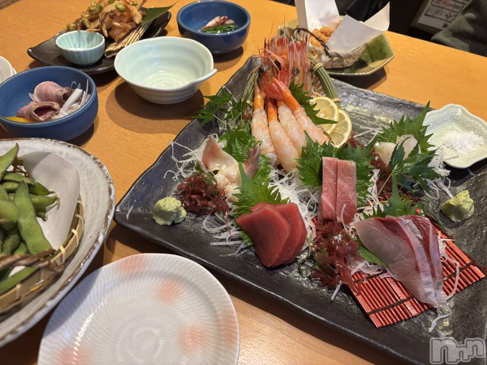 ƲХ顦THE LOUNGE (饦󥸥ե) ꤢ623̥֥繥ʪ🦐💙
