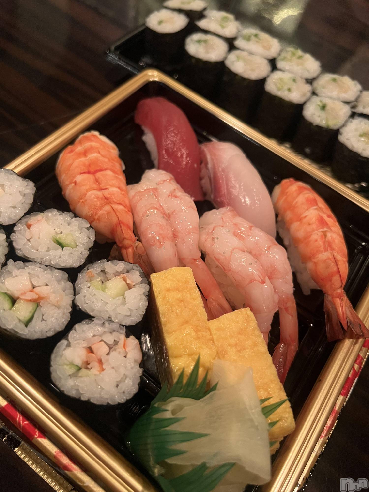 ƲХ顦THE LOUNGE (饦󥸥ե) 2024ǯ731̥֥繥ʪ