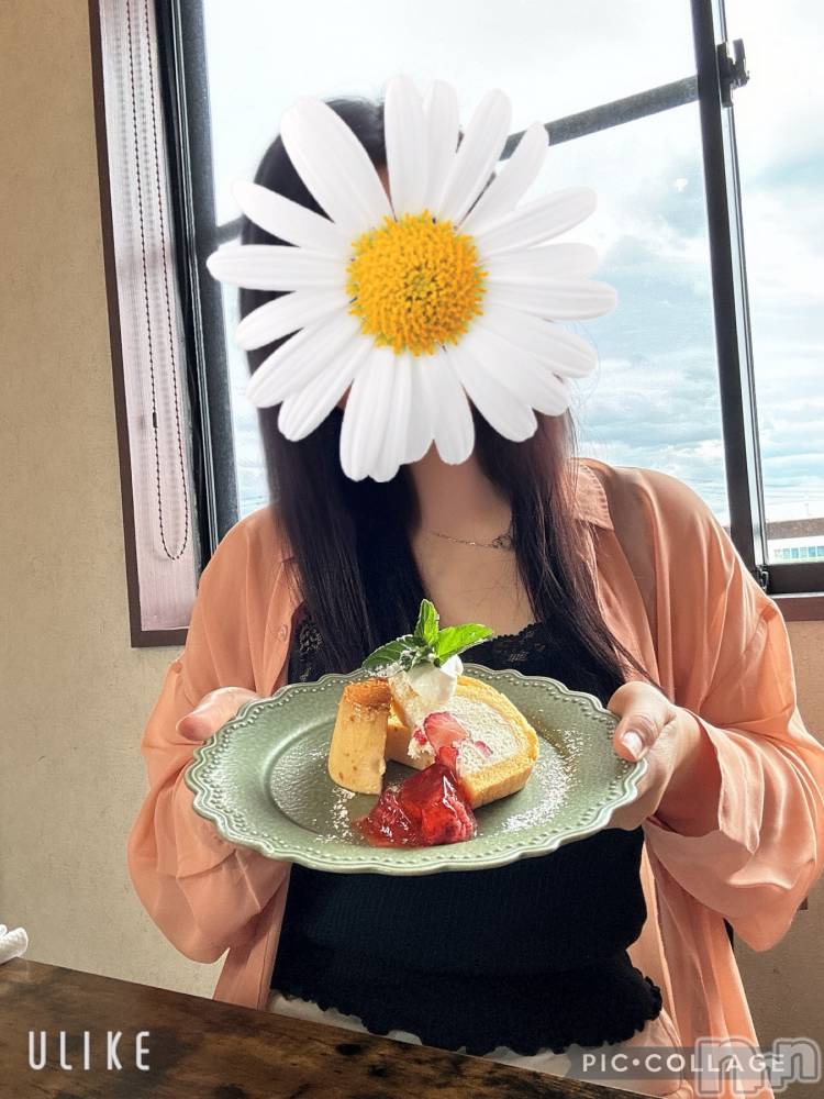 新潟人妻デリヘル新潟の可憐な妻たち～秘密の逢瀬～(ニイガタノカレンナツマタチ～ヒミツノオウセ～) 安達 せな(39)の5月24日写メブログ「ラブラブしてください💓」