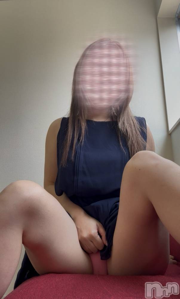 新潟人妻デリヘル新潟の可憐な妻たち～秘密の逢瀬～(ニイガタノカレンナツマタチ～ヒミツノオウセ～) 安達 せな(39)の6月5日写メブログ「パクッと１本🫣💖」